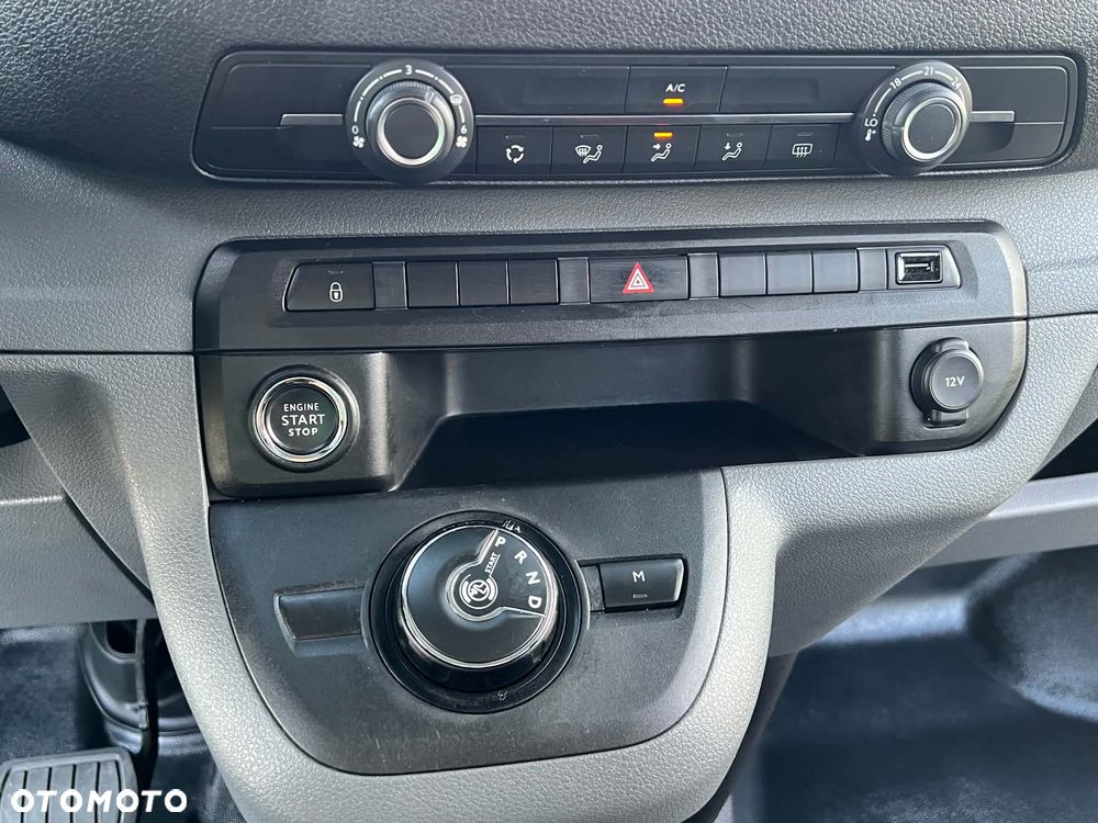 Toyota ProAce 2,0-l-D-4D (5-Si.) Autm Verso compact Team Deutschland - 27