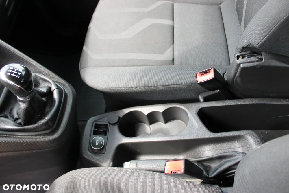 Ford Tourneo Connect 1.6 TDCi Ambiente - 28