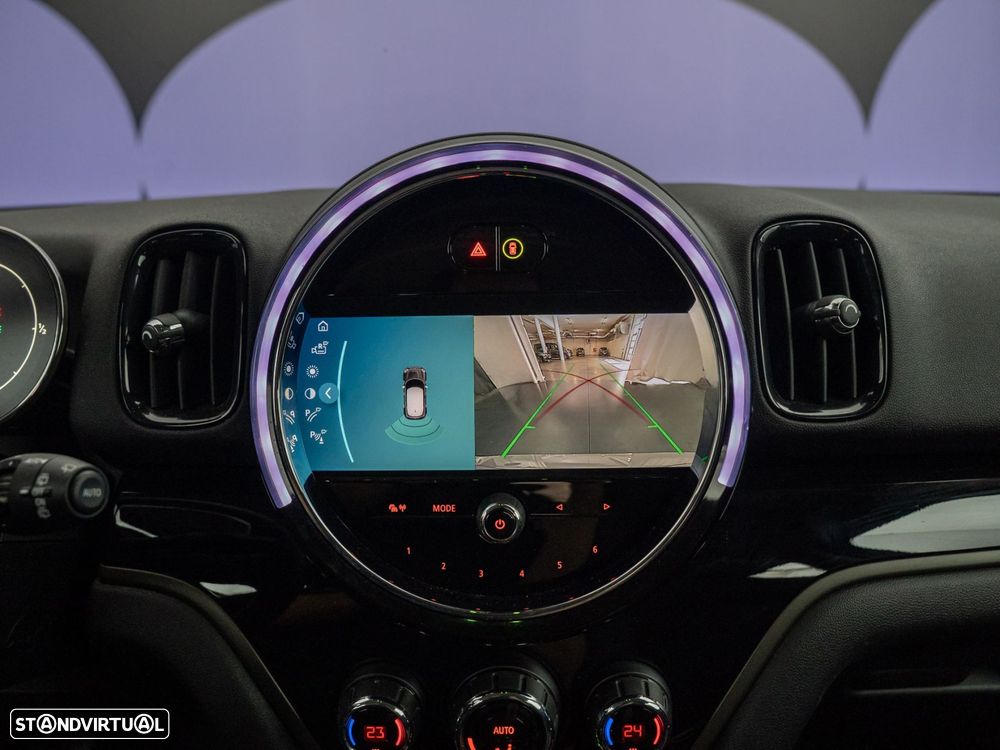 MINI Countryman Cooper SE ALL4 Auto - 32