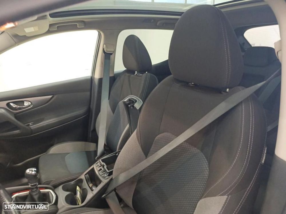Nissan Qashqai 1.5 dCi N-Connecta J18 - 7