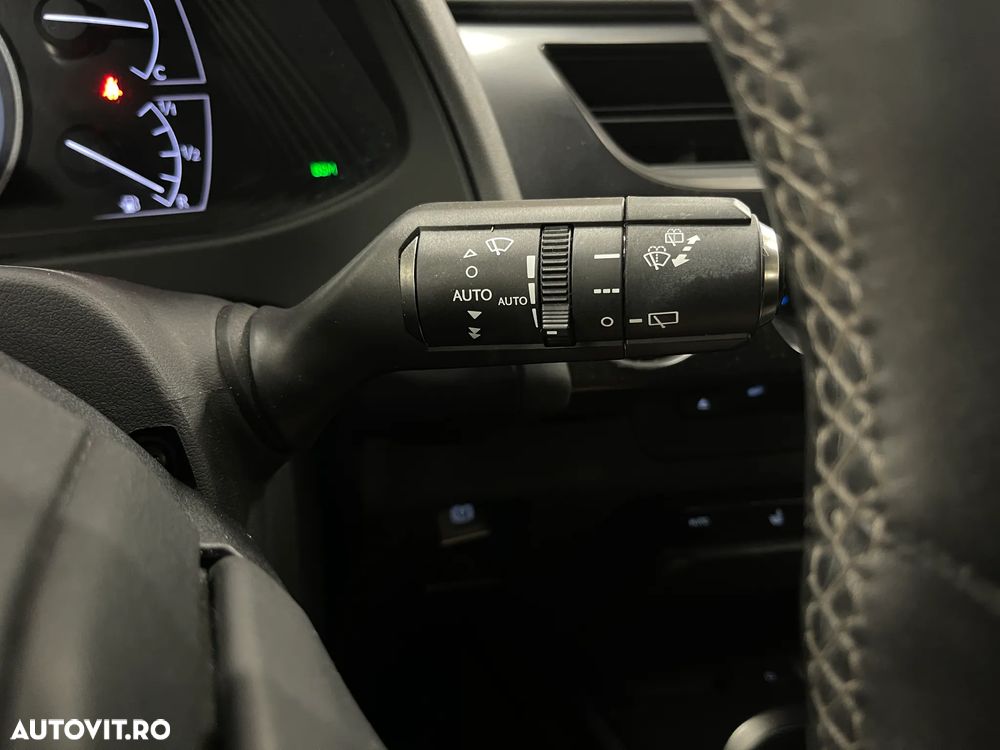 Lexus UX 250h Executive Line - 21