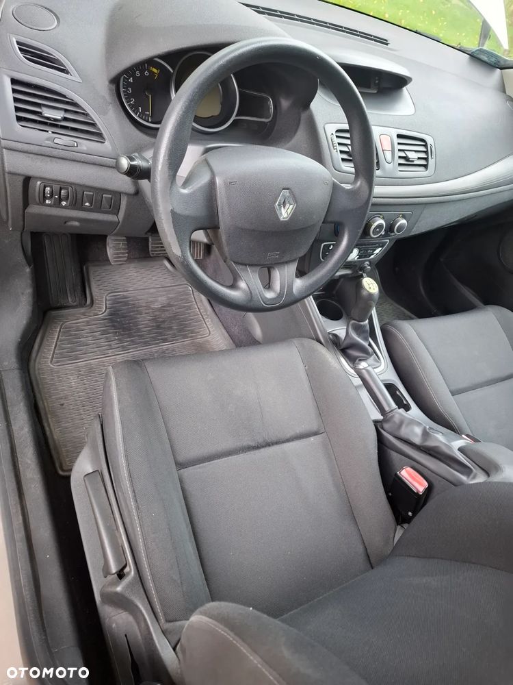 Renault Megane 1.6 16V Expression - 6