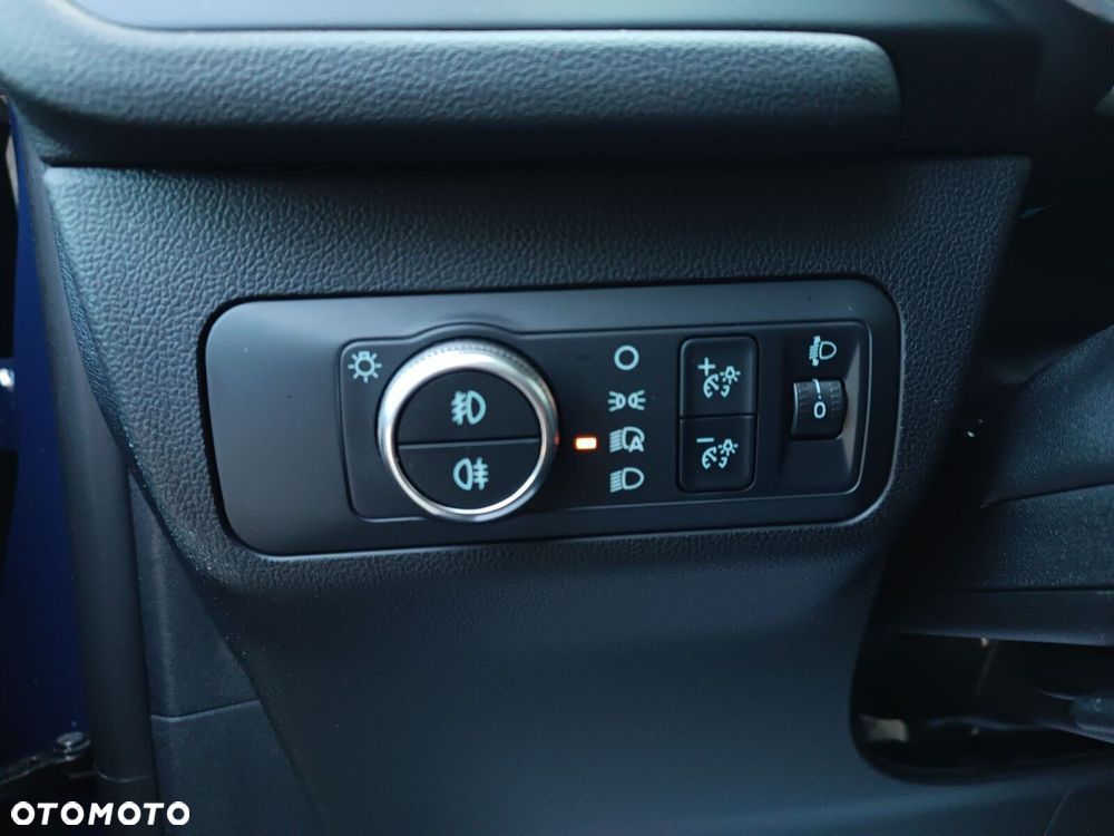 Ford Kuga - 22