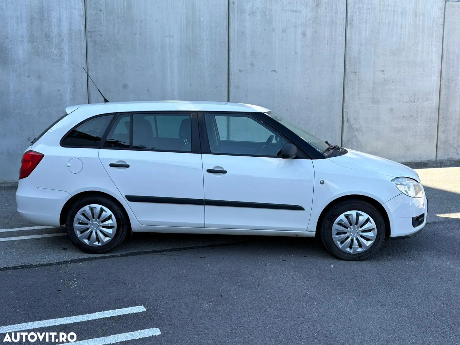 Skoda Fabia 1.4 16V Ambiente - 17