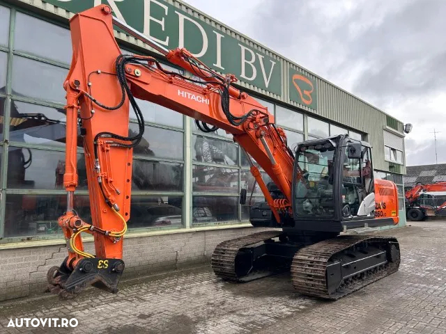 Hitachi ZX160LC-5B - 4