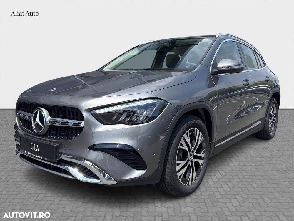 Mercedes-Benz GLA - 2