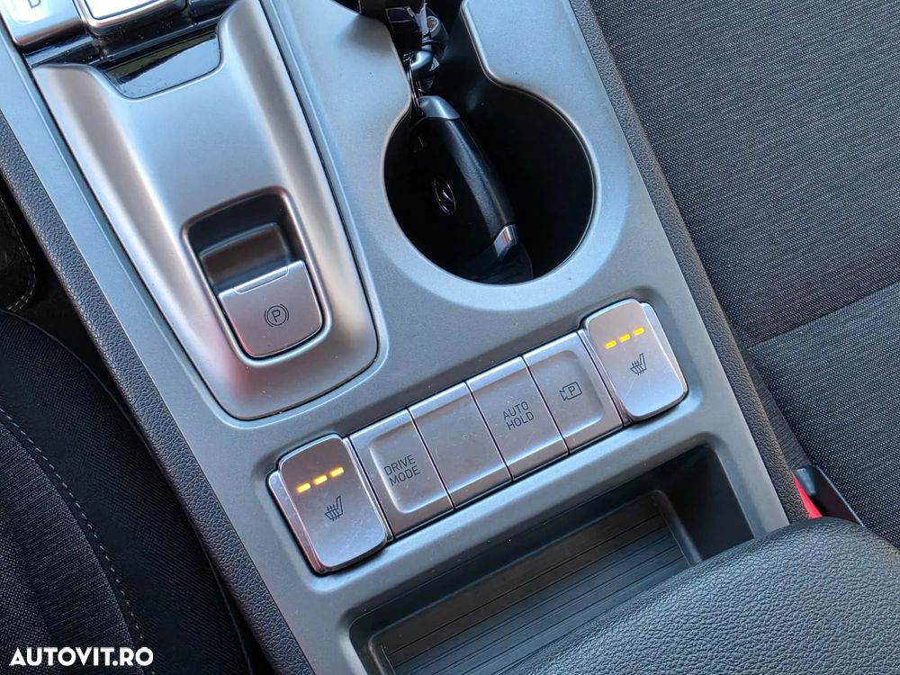 Hyundai KONA Business - 23