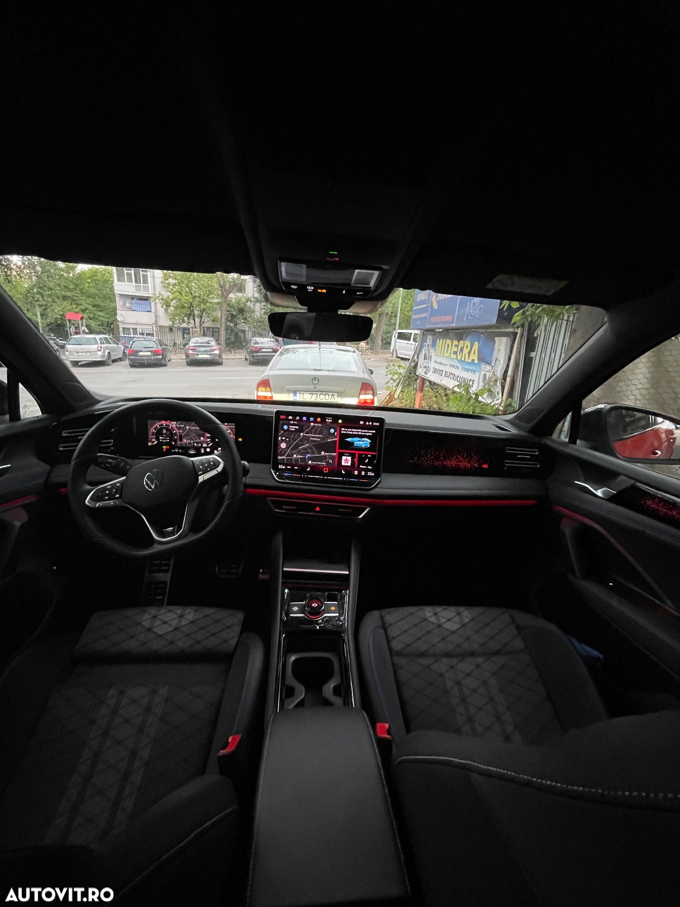 Volkswagen Tiguan 1.5 eTSI OPF DSG R-Line - 12