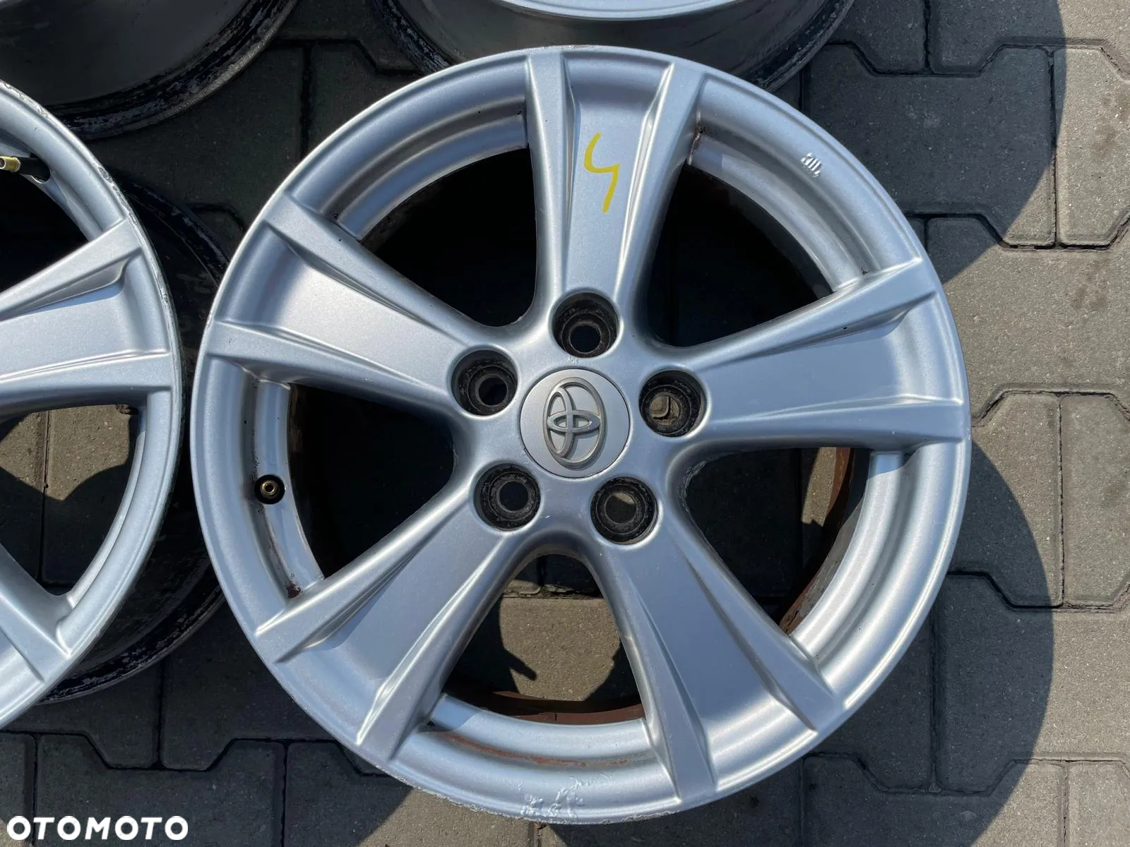 ALU FELGI TOYOTA VERSO 09-18 ET39 6,5Jx16 5x114,3 42611-0F120 - 4