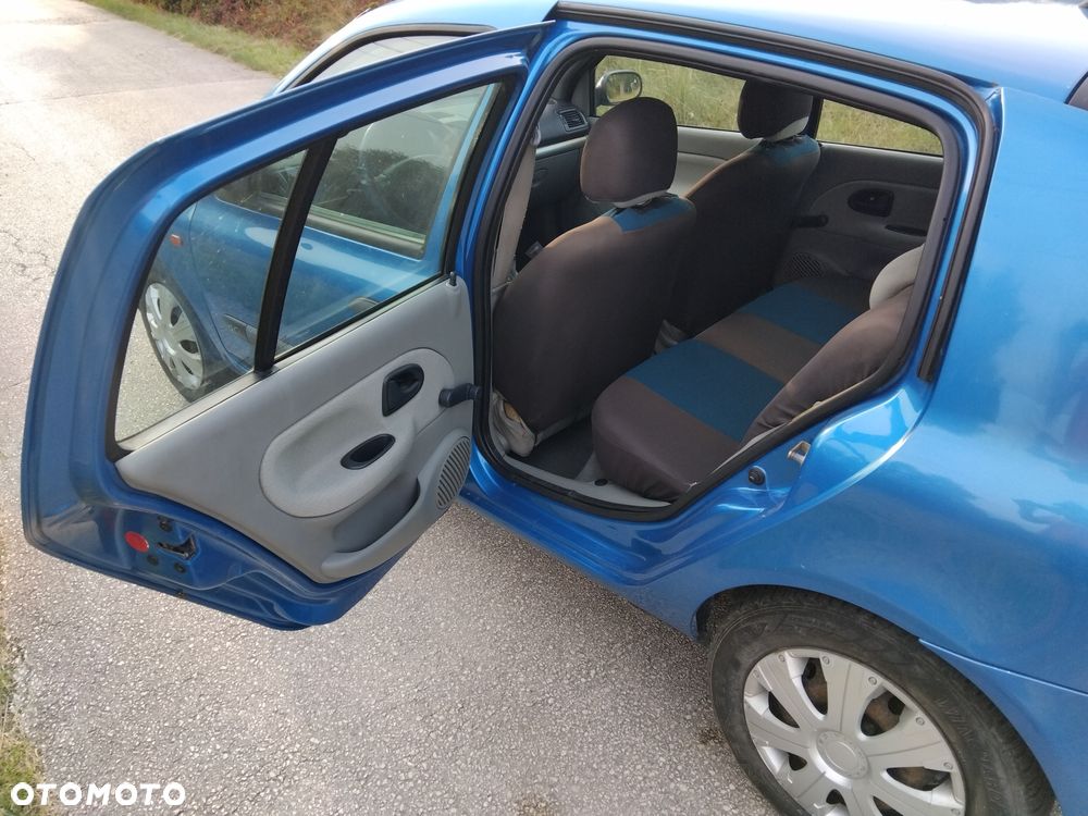 Renault Clio 1.5 dCi Privilege - 15