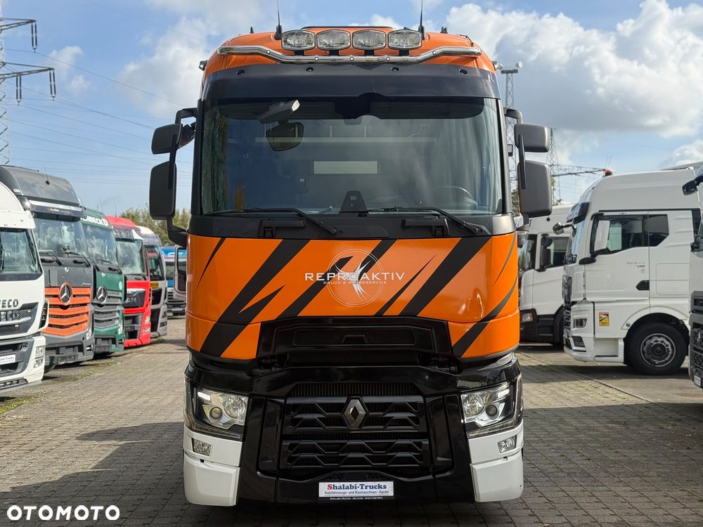 Renault T