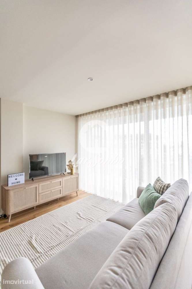 Apartamento T2 com Lugar de Garagem centro do Porto - Grande imagem: 4/33