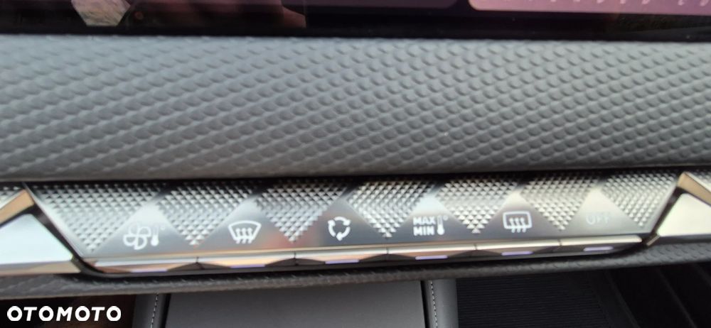DS Automobiles DS 4 1.2 PureTech Cross Trocadero - 23