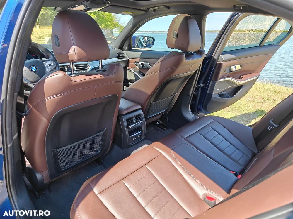 BMW Seria 3 330e Aut. Sport Line - 8