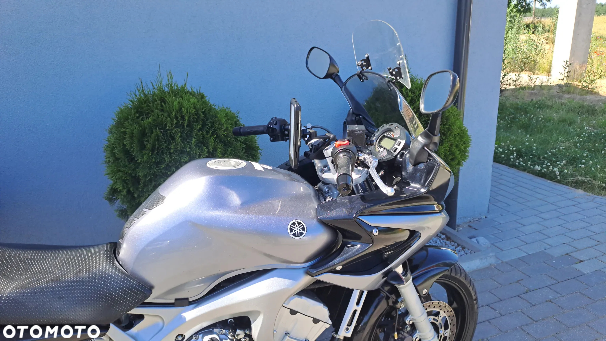 Yamaha FZ - 25
