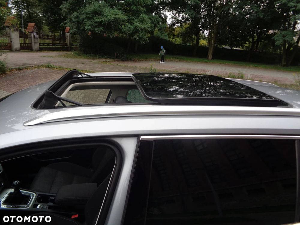 Volkswagen Passat 1.6 TDI BMT Comfortline - 16
