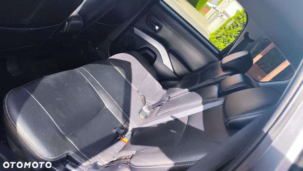 Peugeot 4007 2.2HDi Platinum Euro5 - 22