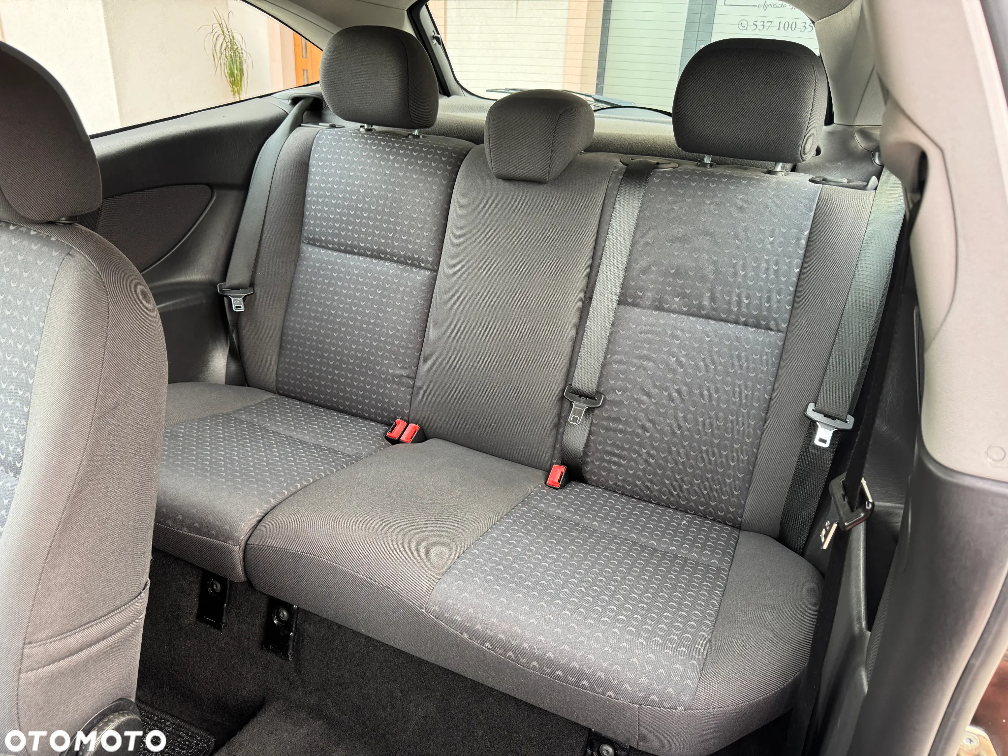 Ford Focus 1.6 16V Style - 30