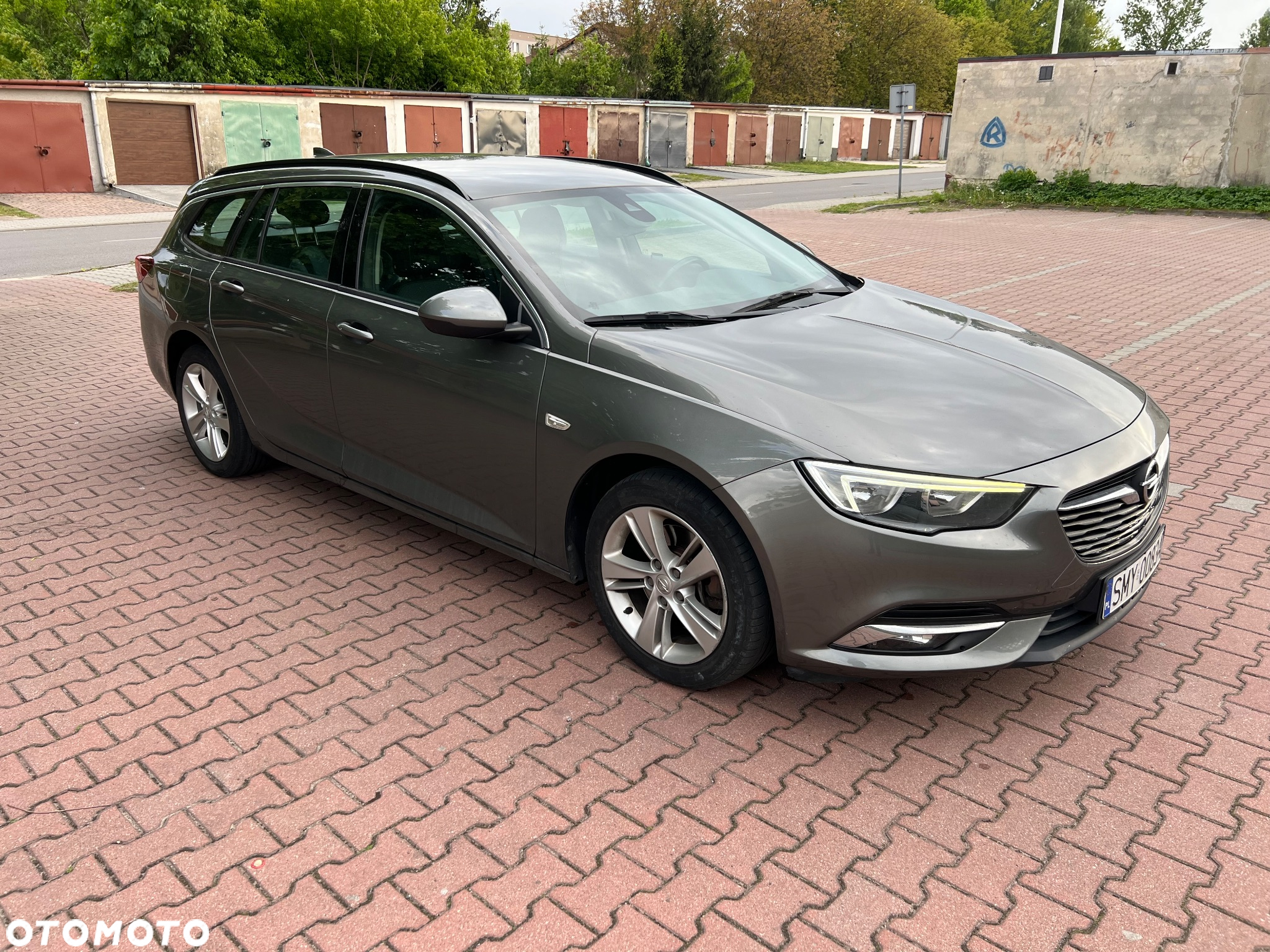 Opel Insignia Sports Tourer 2.0 Diesel Exclusive - 2