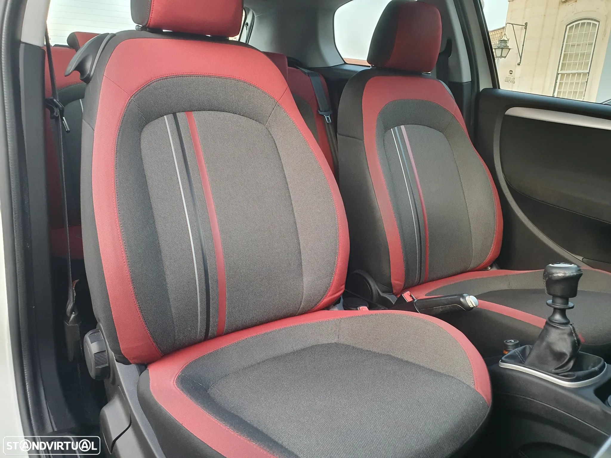 Fiat Punto 1.2 Young II S&S - 19
