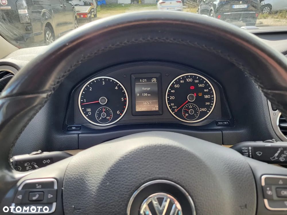 Volkswagen Tiguan - 24