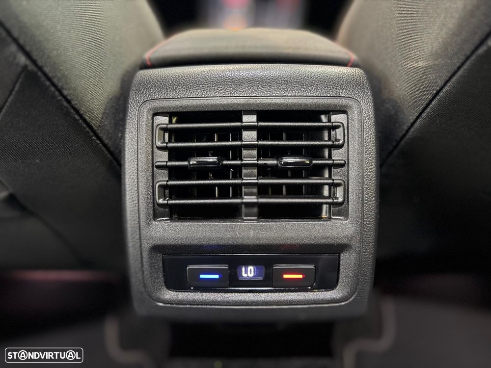 VW Golf GTI 2.0 TSI OPF DSG Performance - 46