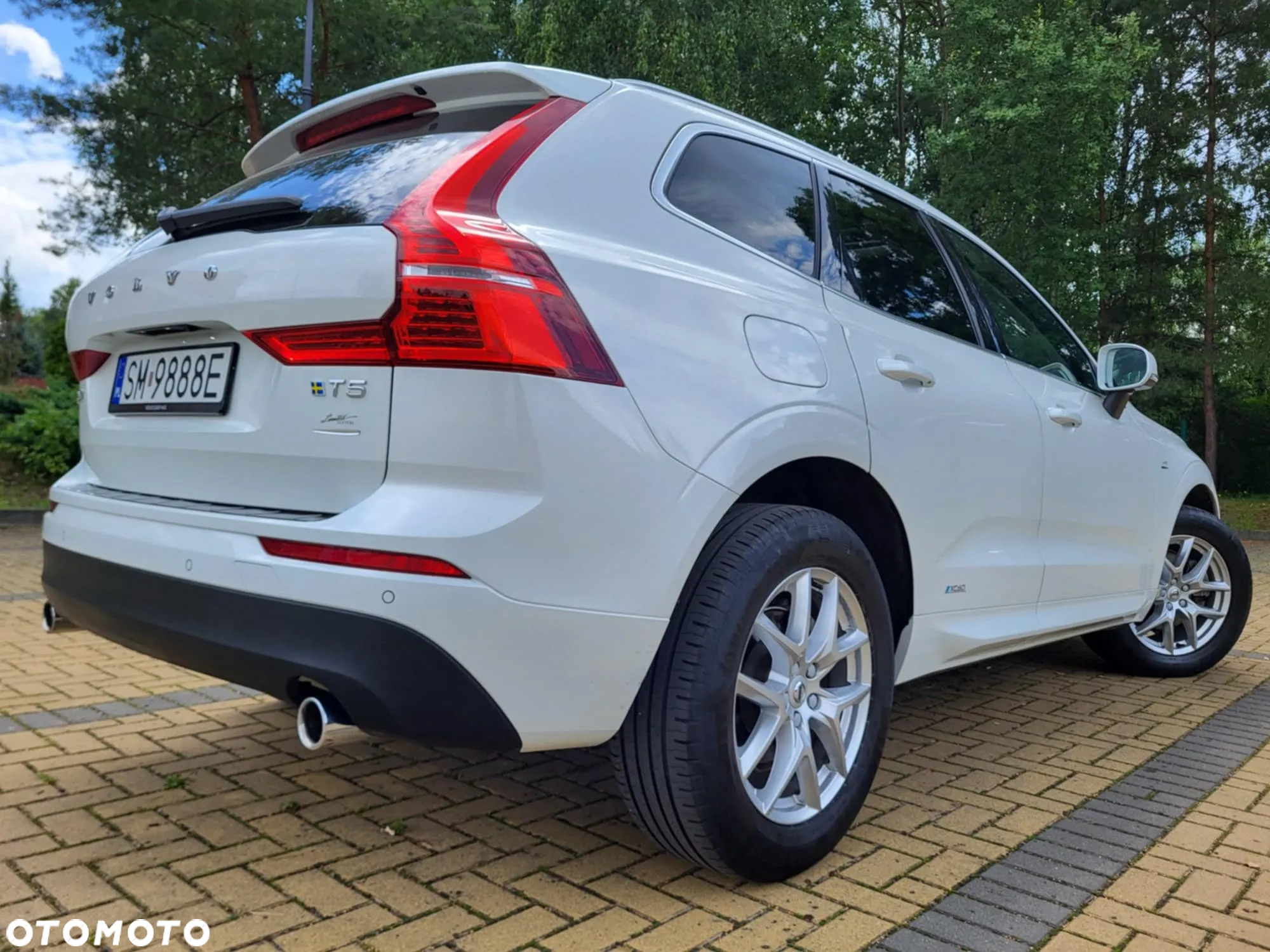 Volvo XC 60 T5 Momentum Pro - 2
