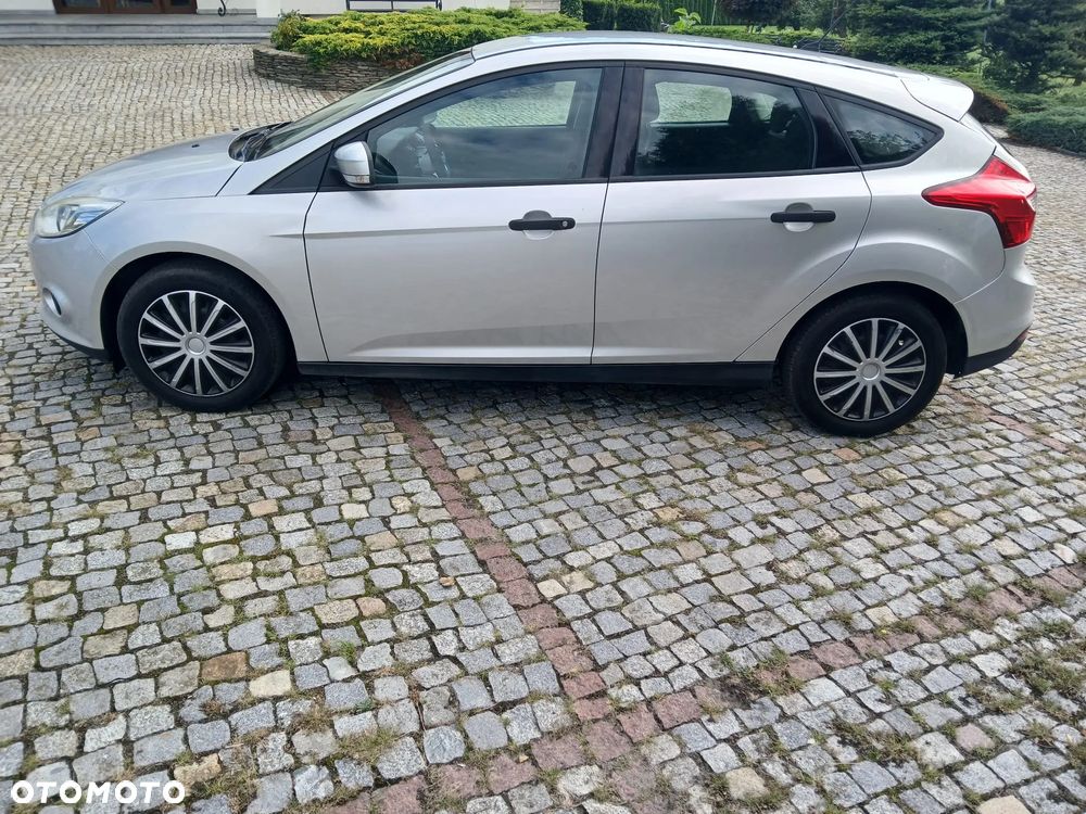 Ford Focus - 8