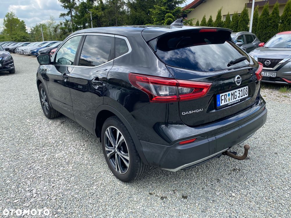Nissan Qashqai 1.6 DIG-T N-Connecta - 4