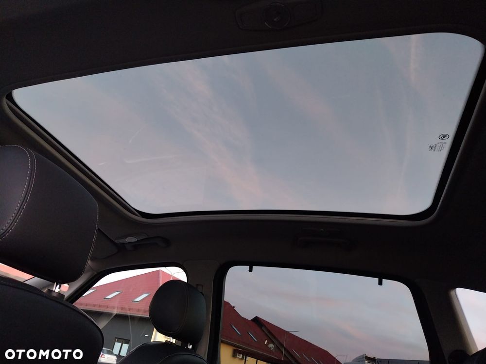 Ford S-Max 2.0 TDCi DPF Titanium - 19