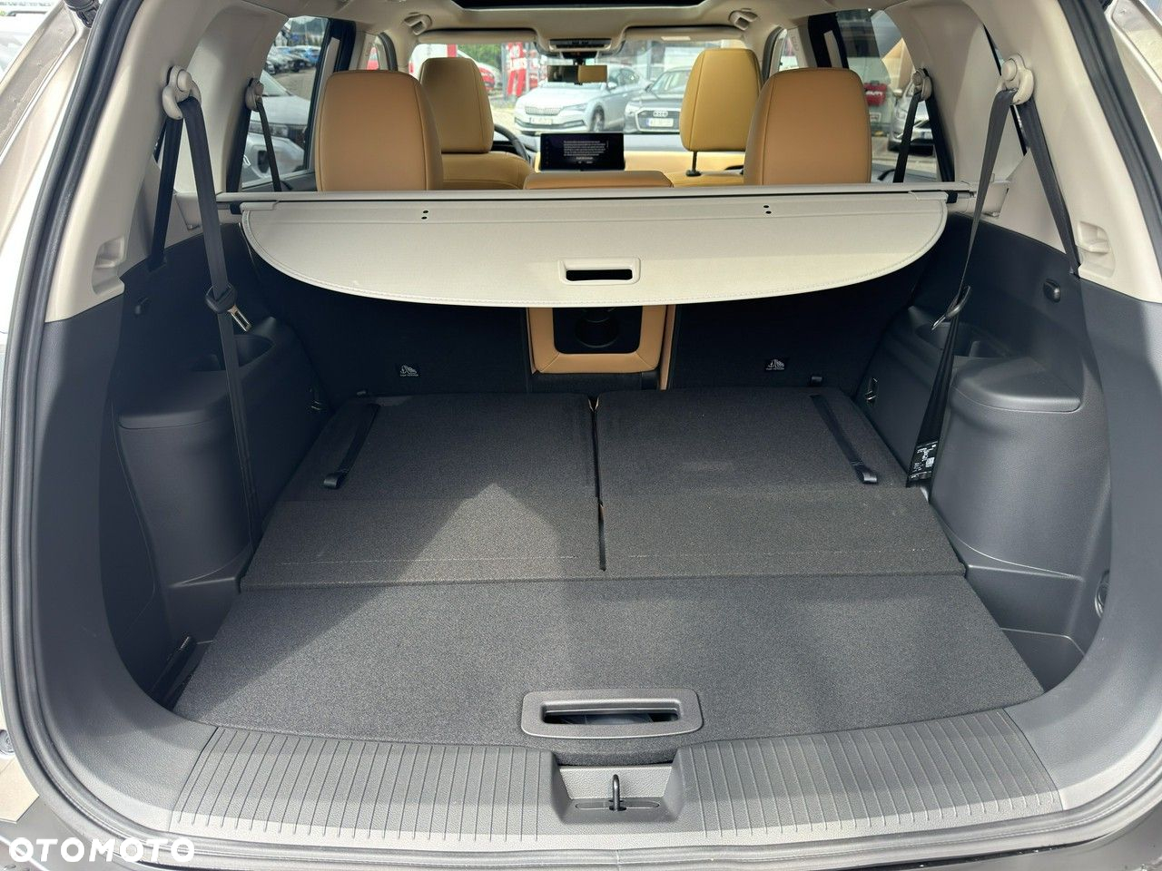 Nissan X-Trail 1.5 VC-T e-POWER Tekna e-4ORCE 7os - 10