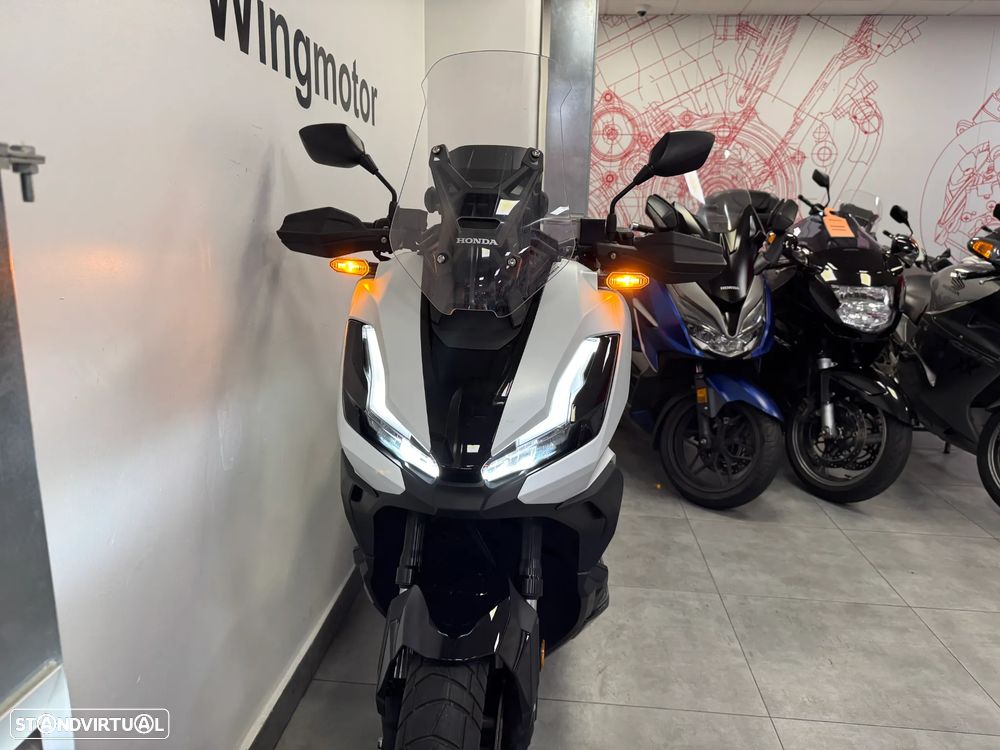 Honda ADV 350 - 4