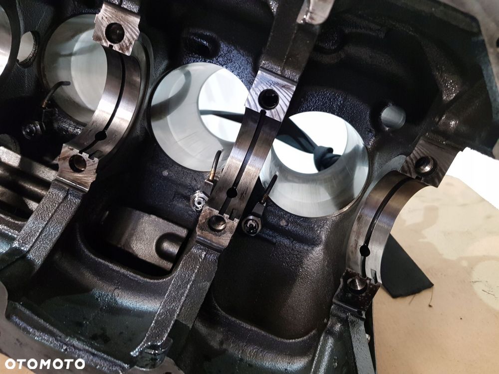 blok silnika mitsubishi l200 2.5 did 4d56u nominał - 12