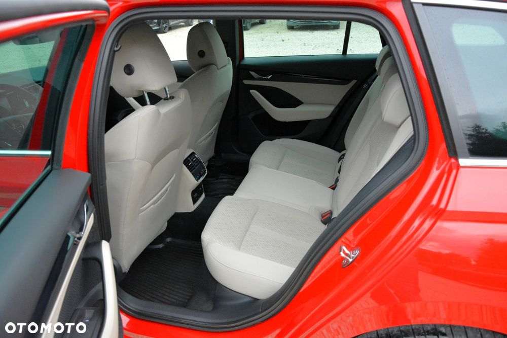 Skoda Octavia 1.5 TSI ACT Style - 37