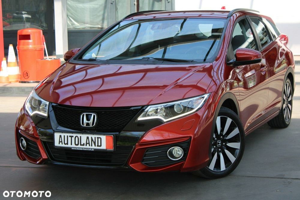 Honda Civic 1.8 Elegance (Honda Connect+) - 1
