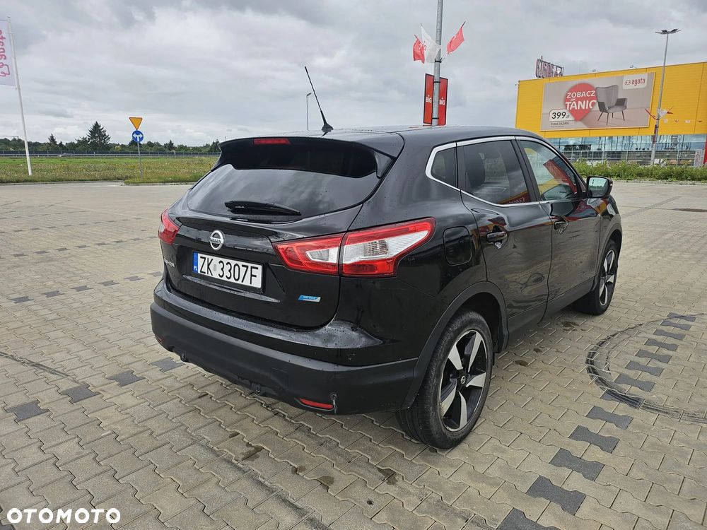 Nissan Qashqai 1.5 dCi N-Connecta EU6 - 10