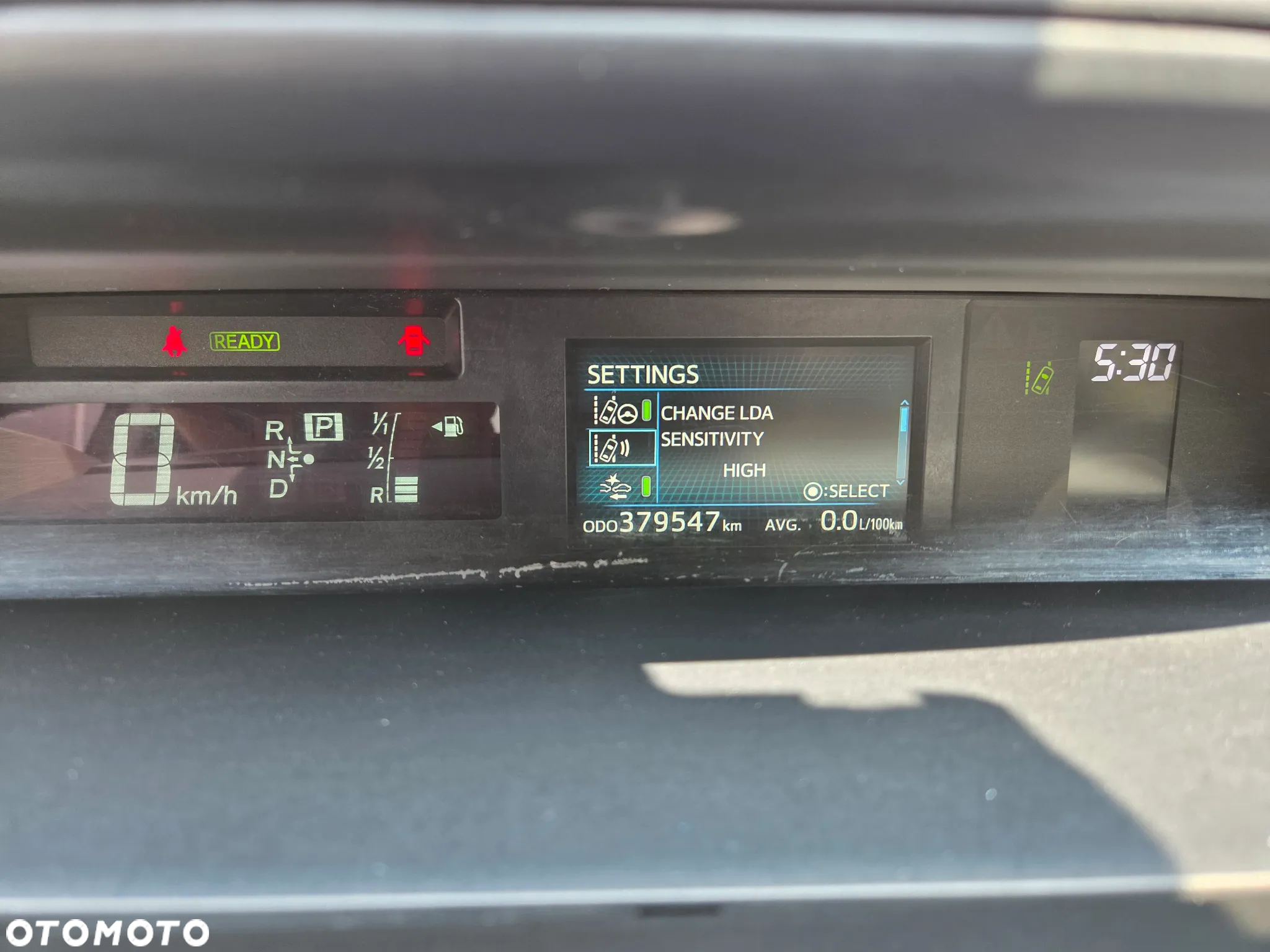 Toyota Prius+ (Hybrid) Executive - 14