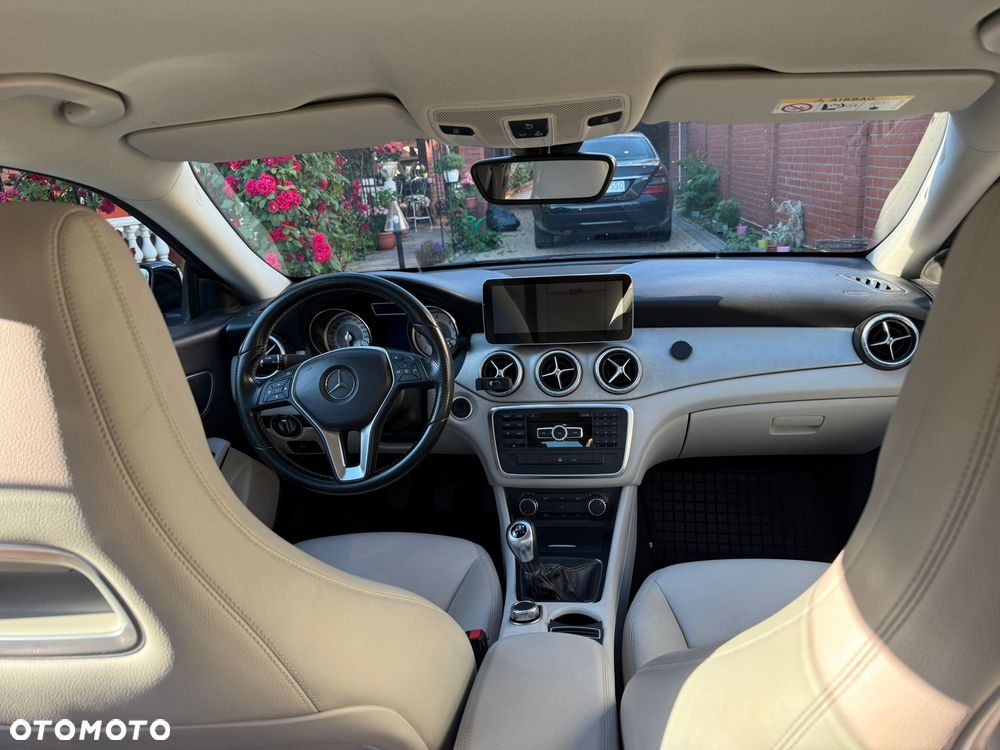Mercedes-Benz CLA 200 CDI - 8
