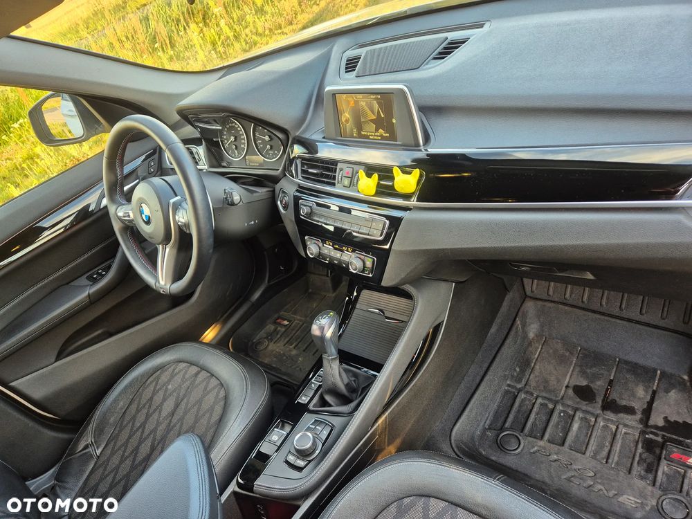 BMW X1 xDrive20i - 35