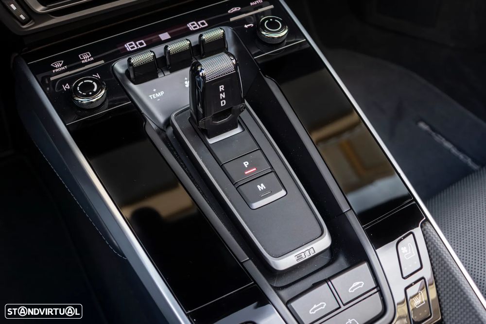 Porsche 911 (992) Carrera 4S PDK - 36