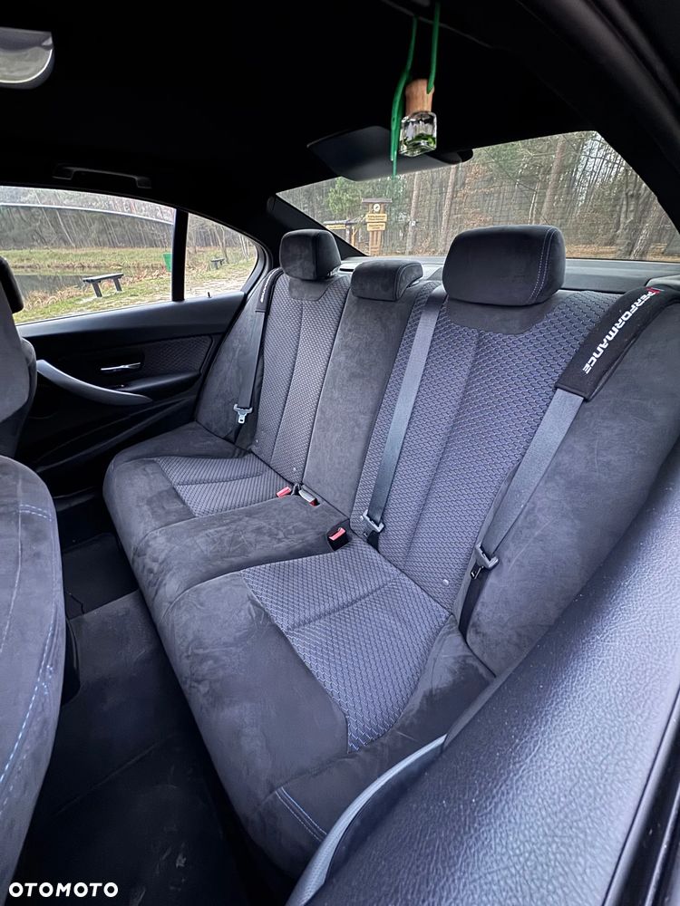 BMW Seria 3 316d - 17