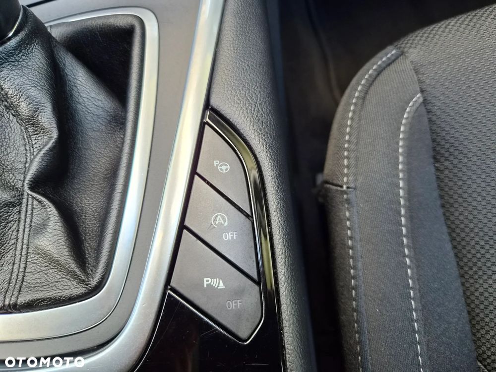 Ford S-Max 2.0 TDCi Titanium PowerShift - 23