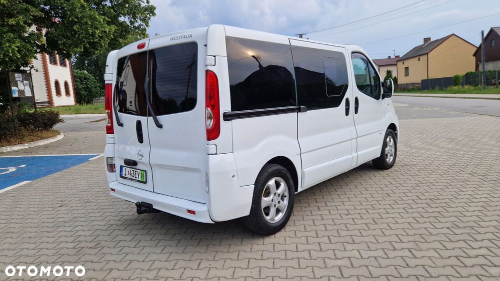 Opel Vivaro - 34