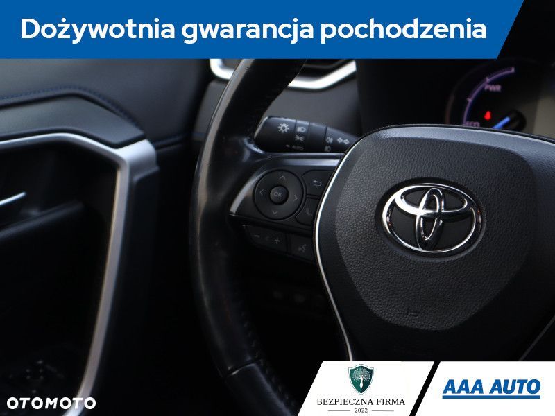 Toyota RAV4 - 22