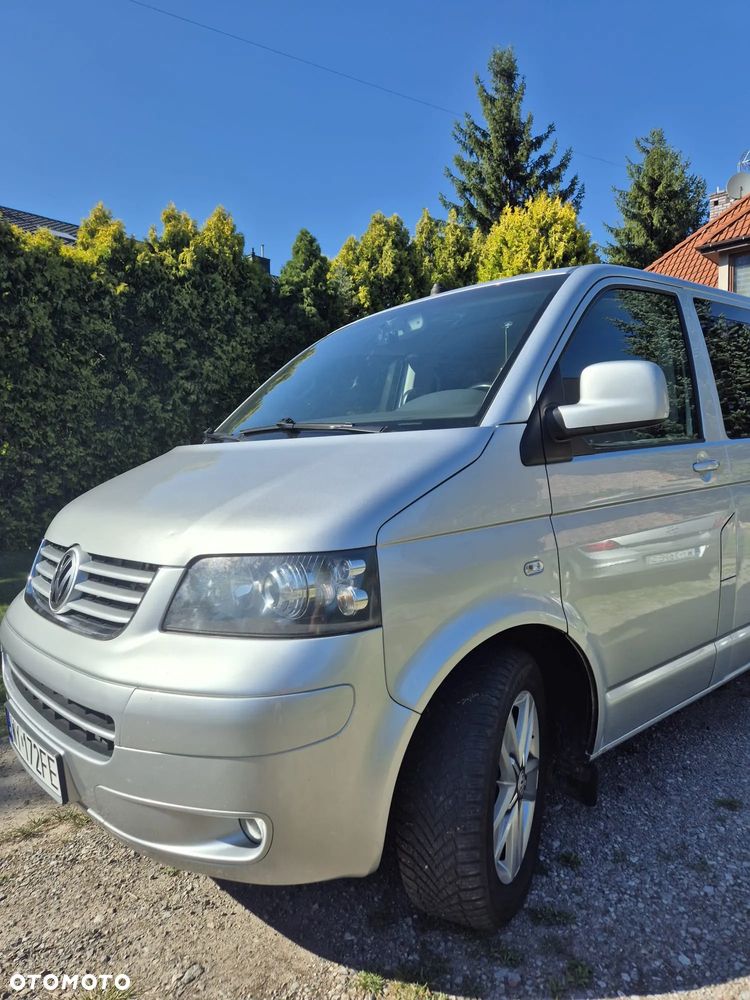 Volkswagen Caravelle - 5
