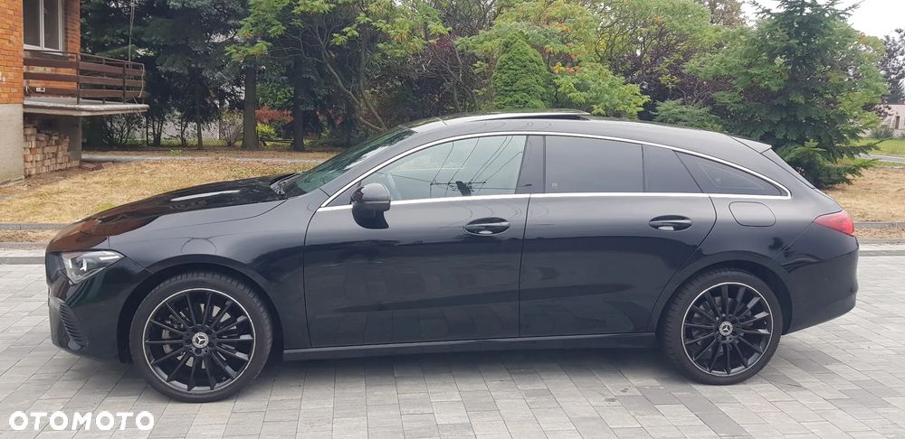 Mercedes-Benz CLA 250 e 8G-DCT AMG Line - 4