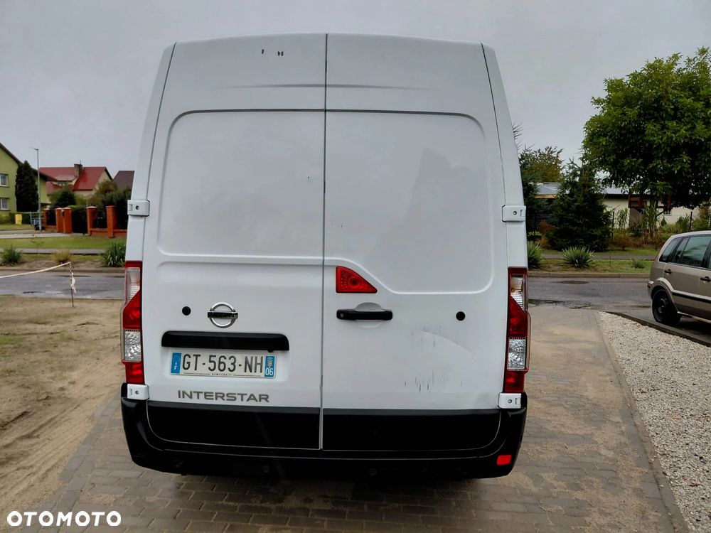 Nissan Interstar - 9