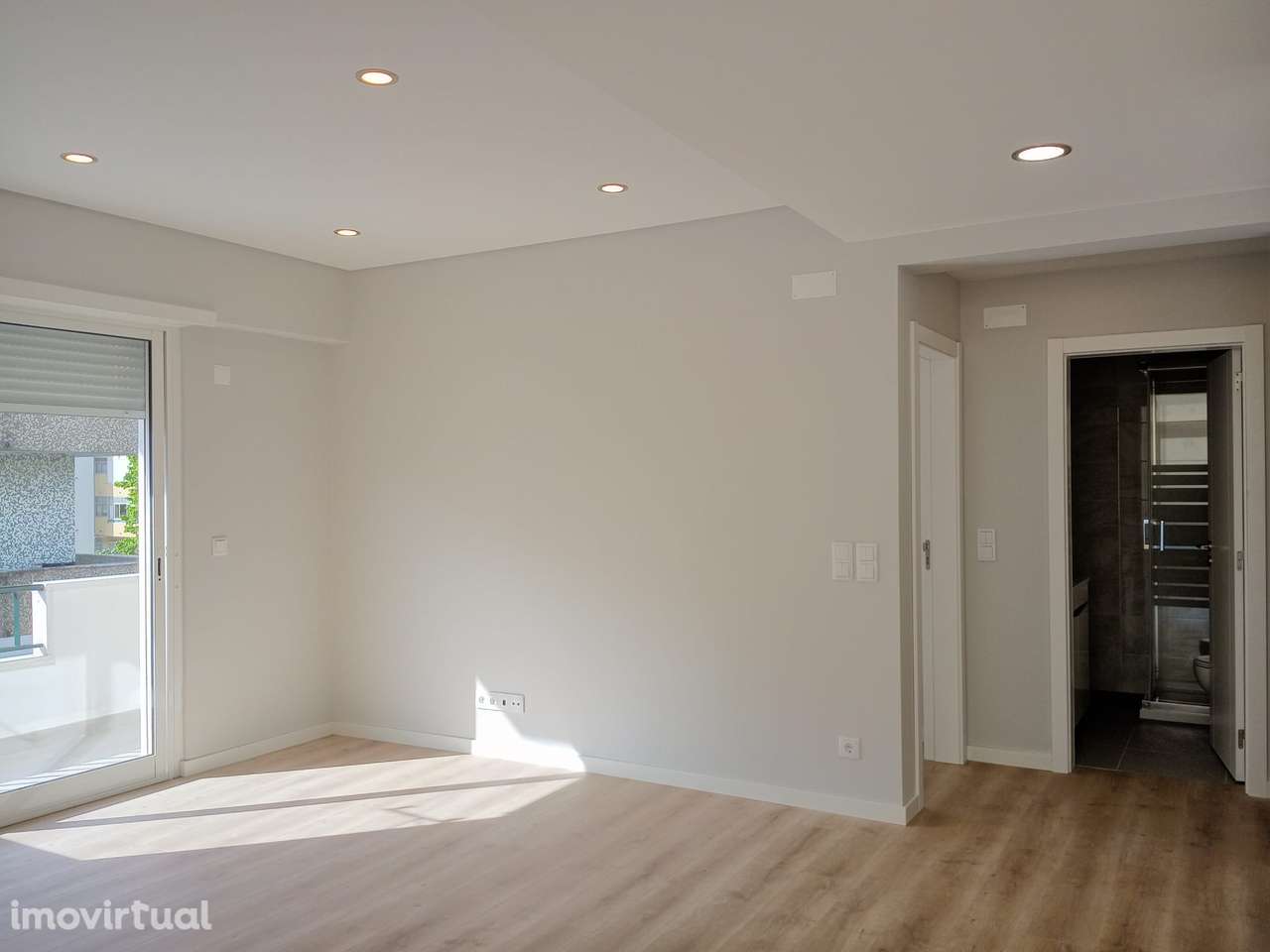 Apartamento, 2 quartos, Amadora, Damaia de Baixo - Grande imagem: 4/13