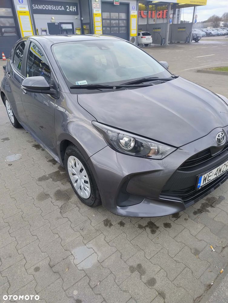 Toyota Yaris - 8