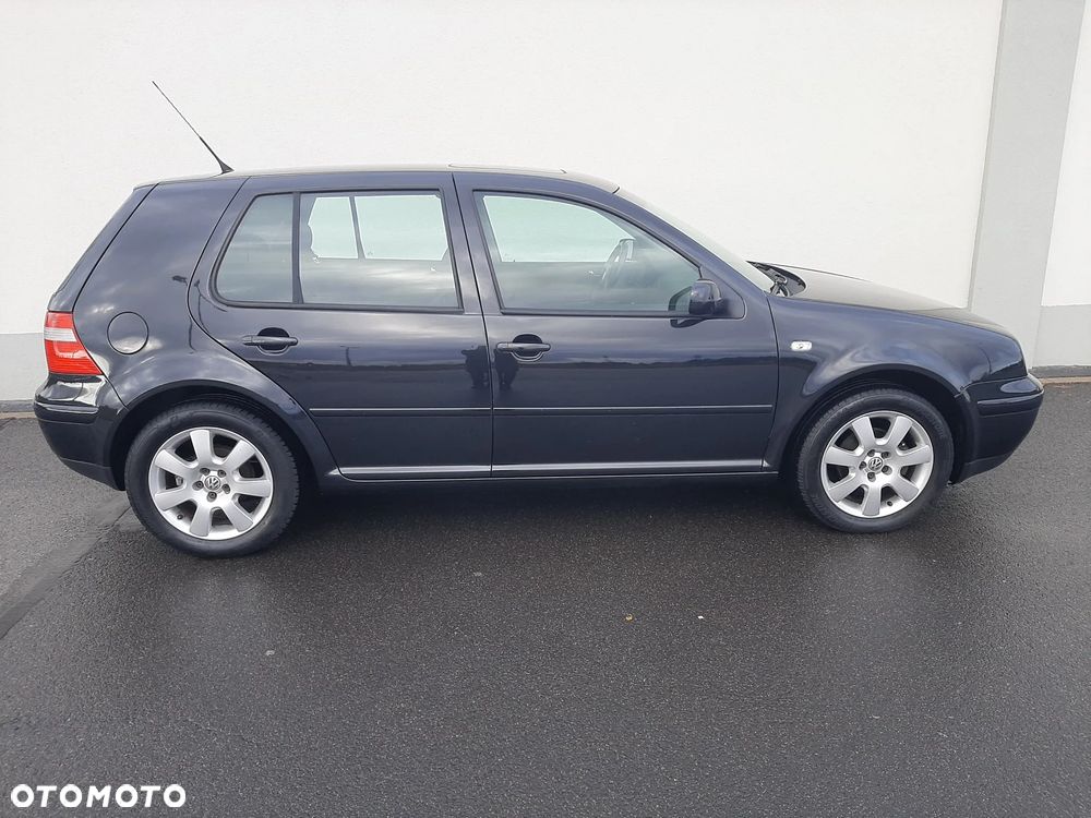 Volkswagen Golf IV 1.6 Highline - 11
